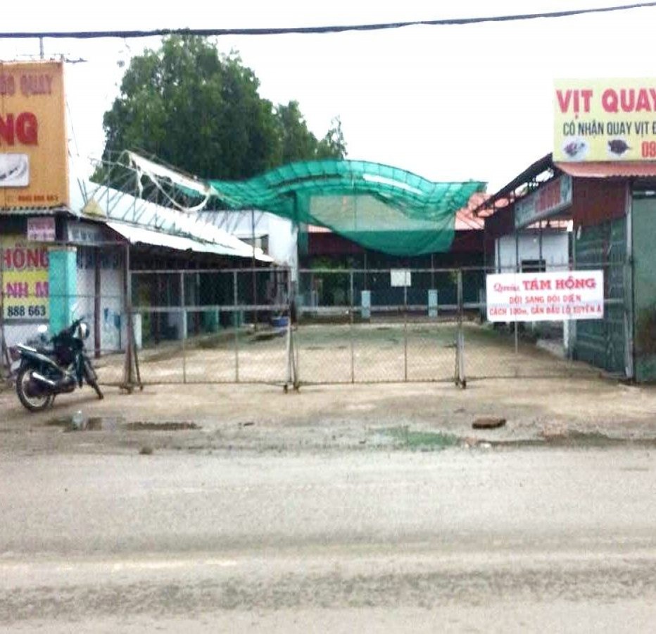 CHO THUÊ mặt bằng Quốc Lộ 61, ngay góc đường tuyến tránh 40 triệu/tháng
