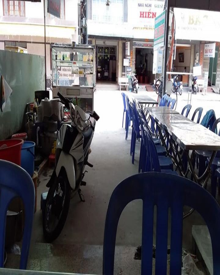 Sang lại quán cơm Lô 5. Trung tâm thương mại Hà Tiên, tỉnh Kiên Giang, 02973506757