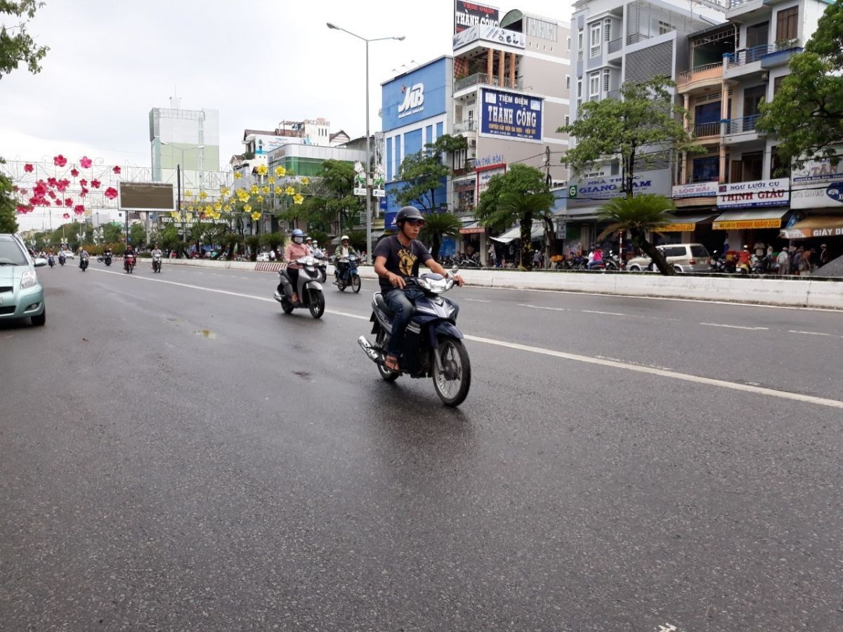 Bán nhà 1 trệt 2 lầu Trần Phú, Vĩnh Thanh, Rạch Giá, Kiên Giang, 5.8x22.4, 0945480483