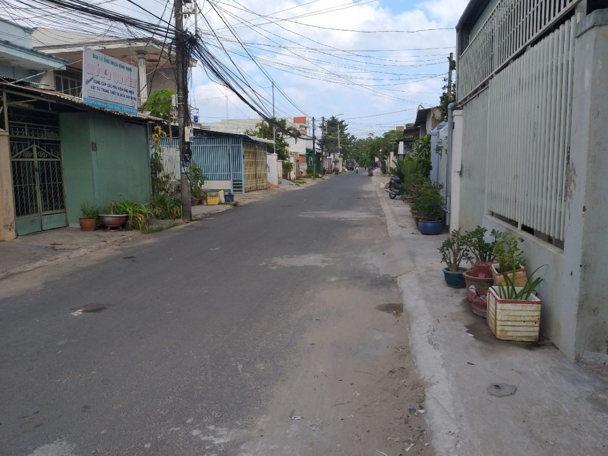 Đất nền 2 mặt tiền, Chu Văn An, Vĩnh Lạc, Rạch Giá, Kiên Giang, 6*46m, 2,2 tỷ
