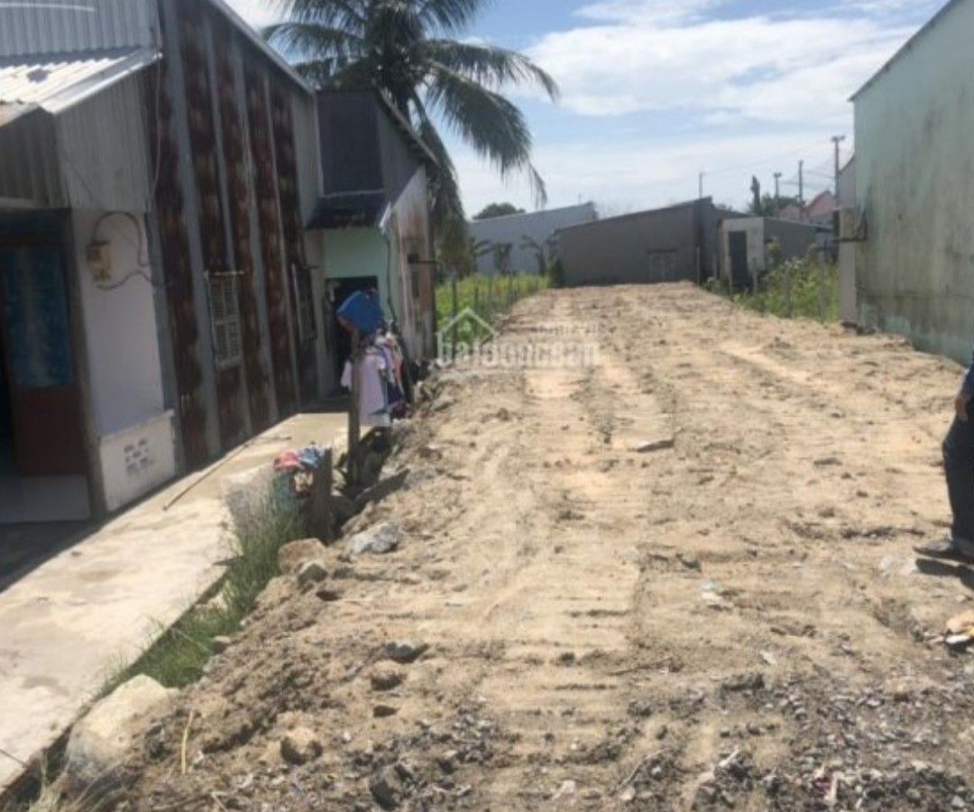 Cần bán 02 nền đất mặt tiền đường Mạc Cửu, Rạch giá, Kiên Giang, 0942894483.