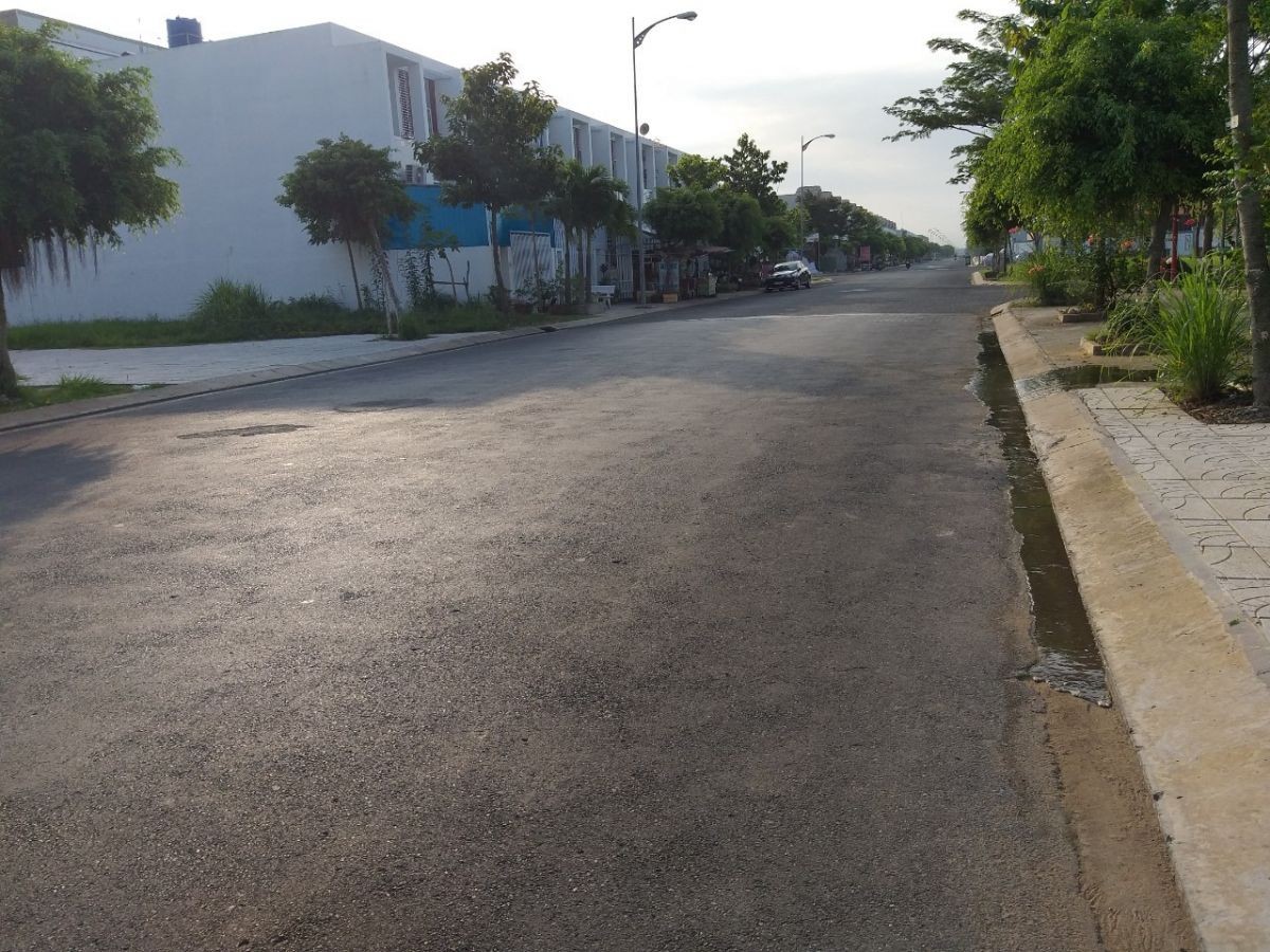 Bán nhà thô, 1 trệt 1 lầu, đường Trần Bạch Đằng, An Hòa, Rạch Giá, Kiên Giang, 5*20m, 3.1 tỷ