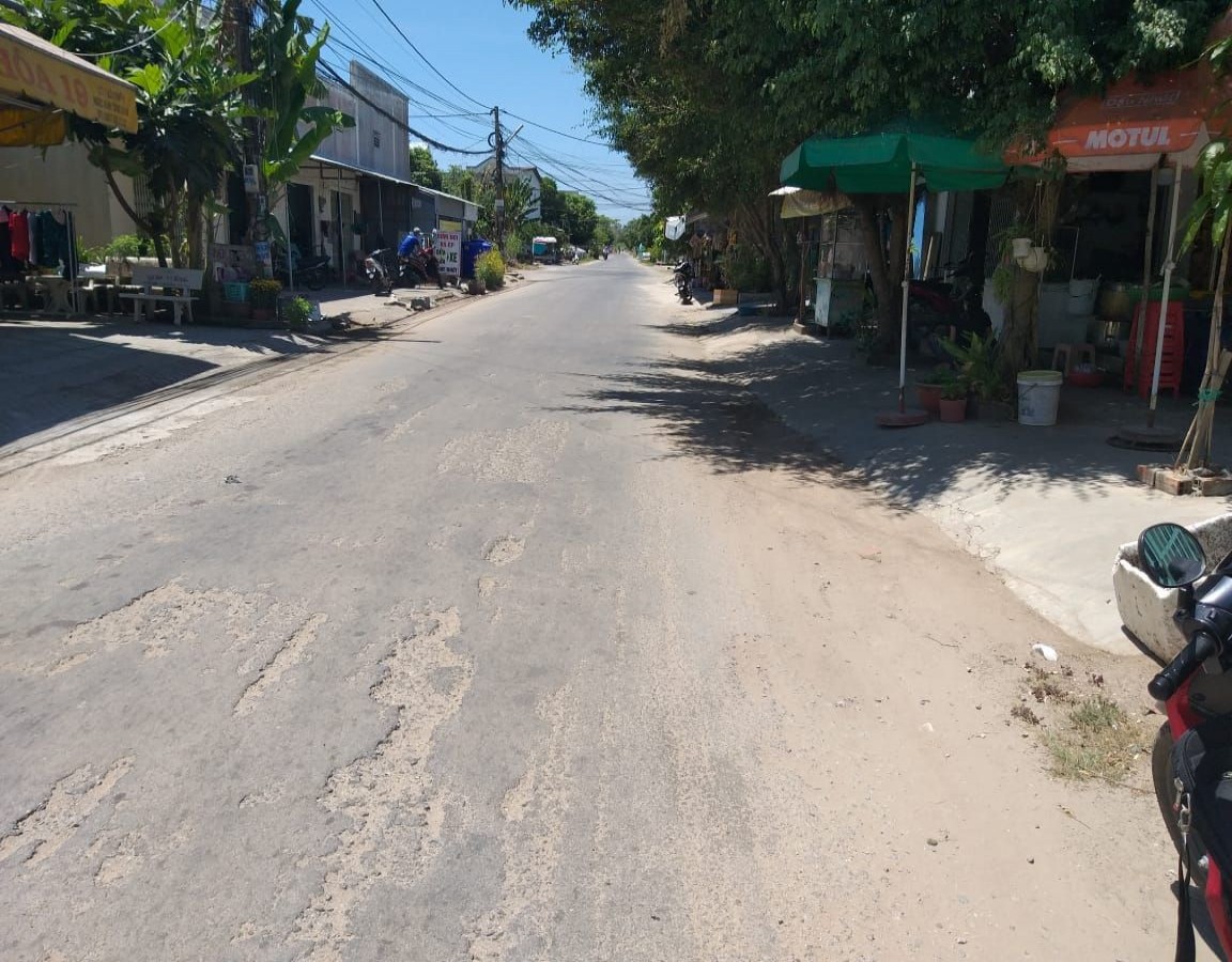 BÁN NHÀ ĐƯỜNG NGỌC HÂN CÔNG CHÚA, VĨNH QUANG, RẠCH GIÁ, KIÊN GIANG, 4.5*24m, 1,4 TỶ,    (MSNV 05)