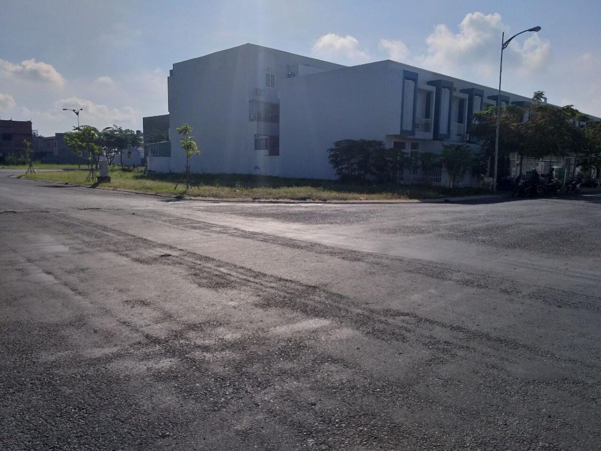 BÁN LÔ GÓC 3 MẶT TIỀN ĐƯỜNG 3/2, TRẦN BẠCH ĐẰNG, NGÔ VĂN SỞ, AN HÒA, RẠCH GIÁ, KIÊN GIANG, 11.75*42, 15 TỶ xxx TR.     (MSNV 07)