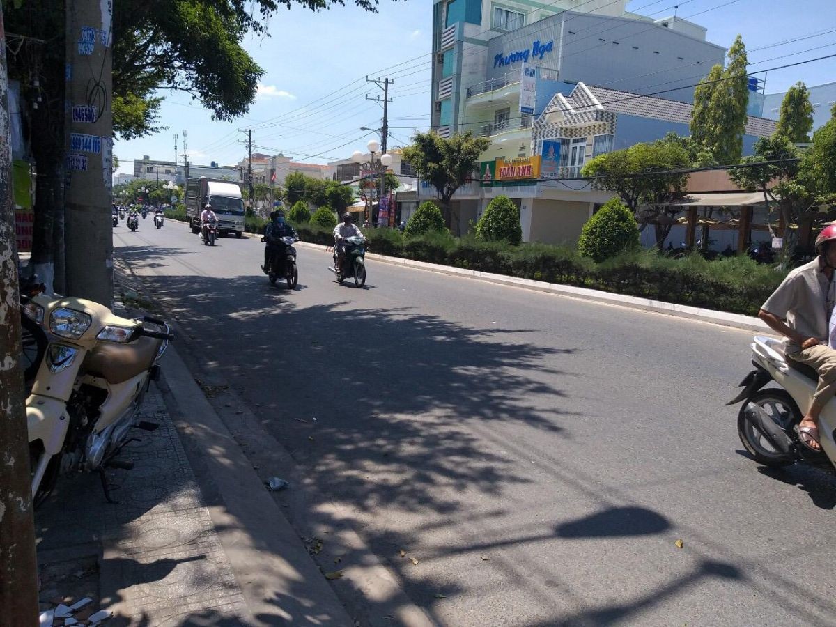 BÁN NHÀ MẶT TIỀN NGUYỄN TRUNG TRỰC, AN BÌNH, RẠCH GIÁ, KIÊN GIANG,   (MSNV 05)