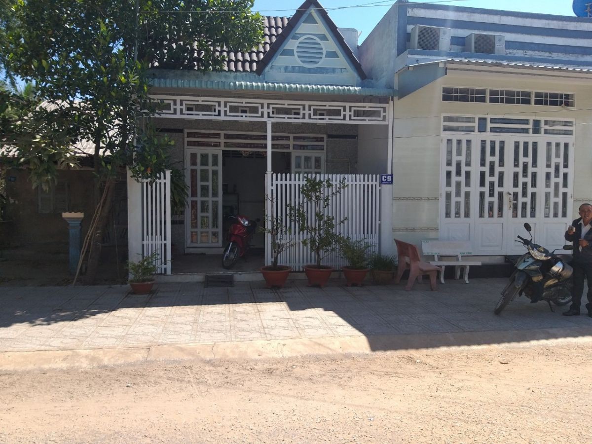 BÁN NHÀ TĂNG BẠT HỔ, VĨNH QUANG, RẠCH GIÁ, KIÊN GIANG, 5*20m, 1.1 TỶ.    (MSNV 02)