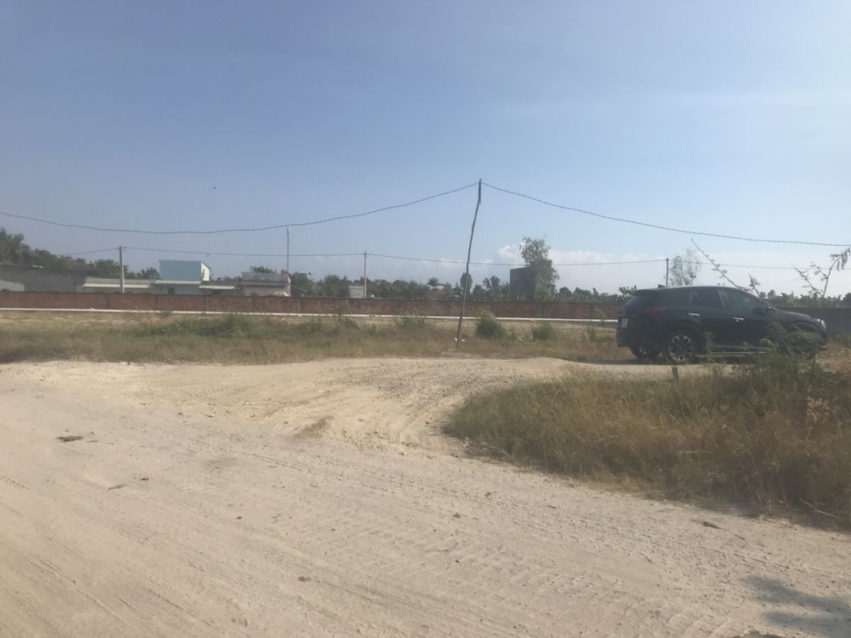 BÁN ĐẤT GÓC ĐƯỜNG QUANG TRUNG VÀ NGUYỄN THÁI BÌNH, VĨNH QUANG, RẠCH GIÁ, KIÊN GIANG, 34*85m  (MSNV 04)