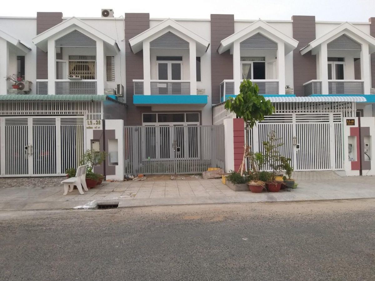 BÁN NHÀ THÔ L5 ĐƯỜNG SỐ 27, AN HÒA, RẠCH GIÁ, KIÊN GIANG, 5x21m, 2 TỶ.   (MSNV 05)