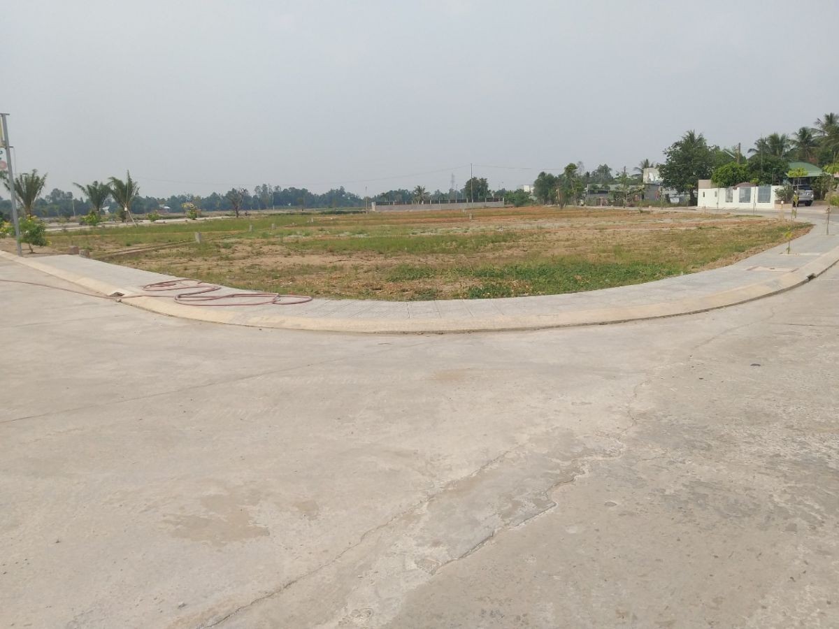 BÁN NỀN DƯƠNG MINH CHÂU, VĨNH QUANG, RẠCH GIÁ, KIÊN GIANG, 550m2, 1.8 TỶ  (MSNV 02)