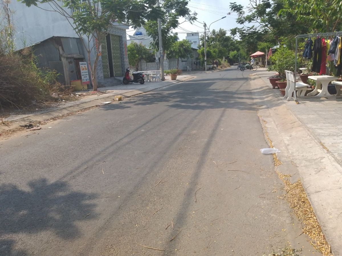 BÁN NỀN HUỲNH THÚC KHÁNG, VĨNH QUANG, RẠCH GIÁ, KIÊN GIANG, 149m2, 2 TỶ xxx .    (MSNV 02)