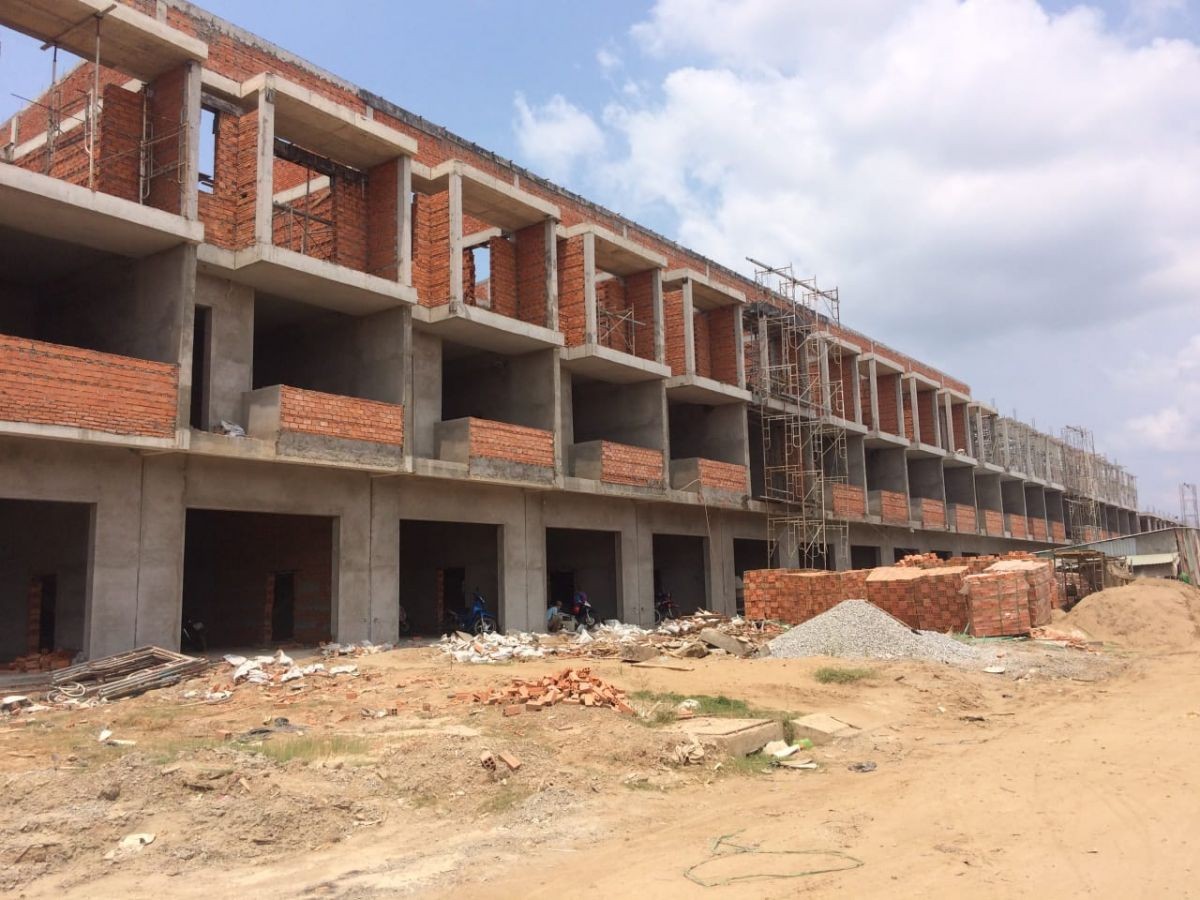 BÁN NHÀ  KHU ĐÔ THỊ TÂY BẮC, 100m2,GIÁ CHÊNH LỆCH 10tr.(MSNV 02)