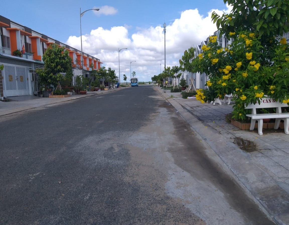 BÁN NHÀ THÔ KHU ĐÔ THỊ PHÚ CƯỜNG, AN HÒA, RẠCH GIÁ, KIÊN GIANG, 5X20 M, 2 TỶ xx TR, (MSNV02)