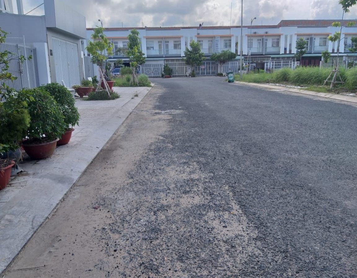 BÁN NHÀ THÔ KHU ĐÔ THỊ PHÚ CƯỜNG, AN HÒA, RẠCH GIÁ, KIÊN GIANG, 5X20 M, 2 TỶ xx TR, (MSNV02)