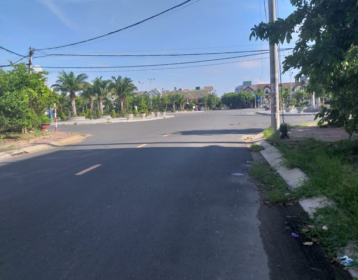 BÁN ĐẤT NỀN PHẠM HÙNG, AN HÒA, RẠCH GIÁ, KIÊN GIANG, 2 TỶ xxx TR, 5X30 M2, (MSNV02)