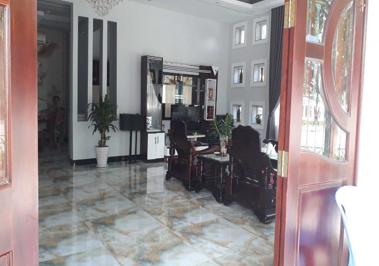 Bán biệt thự 2 mặt tiền, phường Vĩnh Thanh Vân, thành phố Rạch Giá