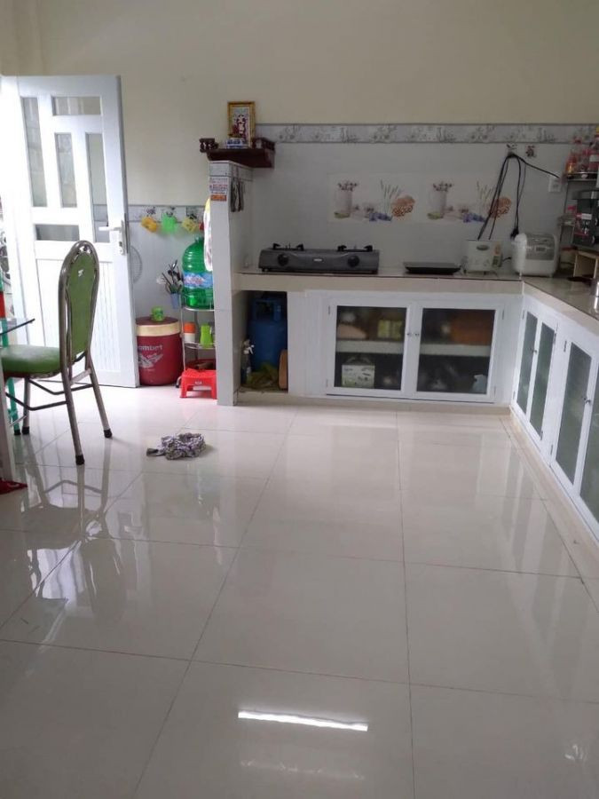 Nhà Hẻm 889 Nguyễn Trung Trực. Nhà Cách đường Nguyễn Trung Trực khoảng 200m.