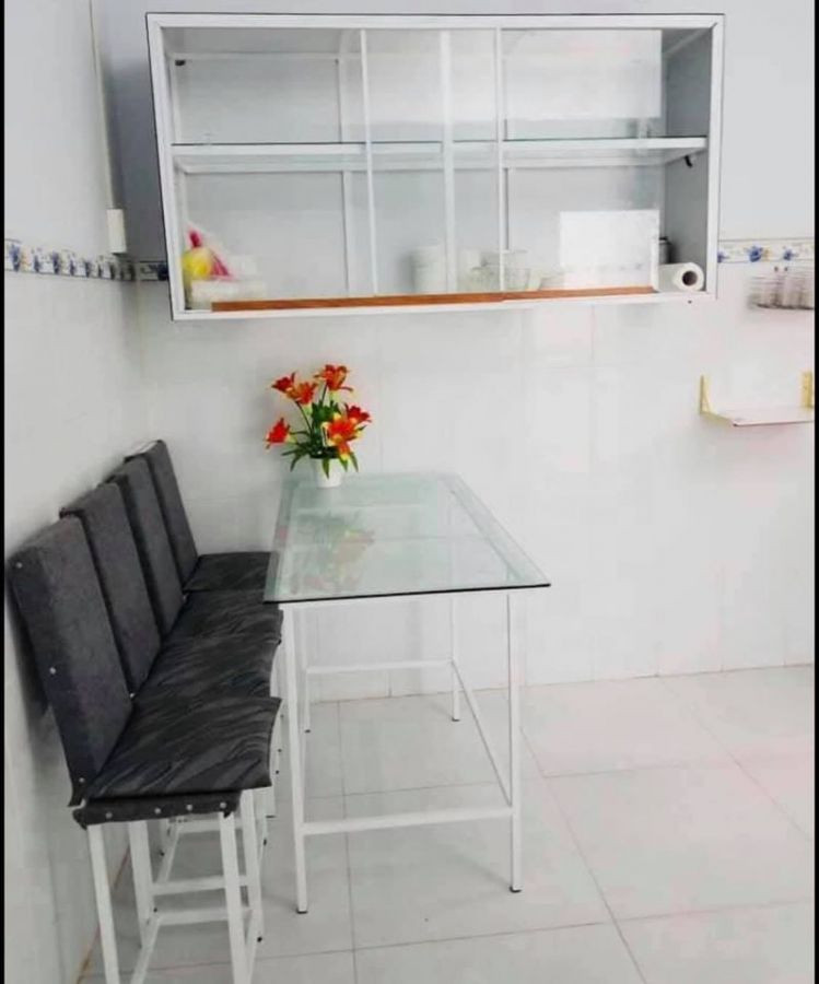 Do chuyển chỗ ở cần tìm chủ mới cho căn hộ nhỏ hẻm Nguyễn Cư Trinh, sau lưng Trường Mần Non Bình Minh, phường Vĩnh Quang