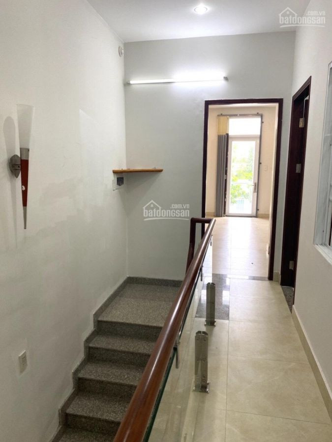Bán nhà đẹp đã hoàn thiện P22 Trần Bạch Đằng, Khu đô thị Phú Cường Rạch Giá Kiên Giang 90m2, giá chỉ 2,8tỷ