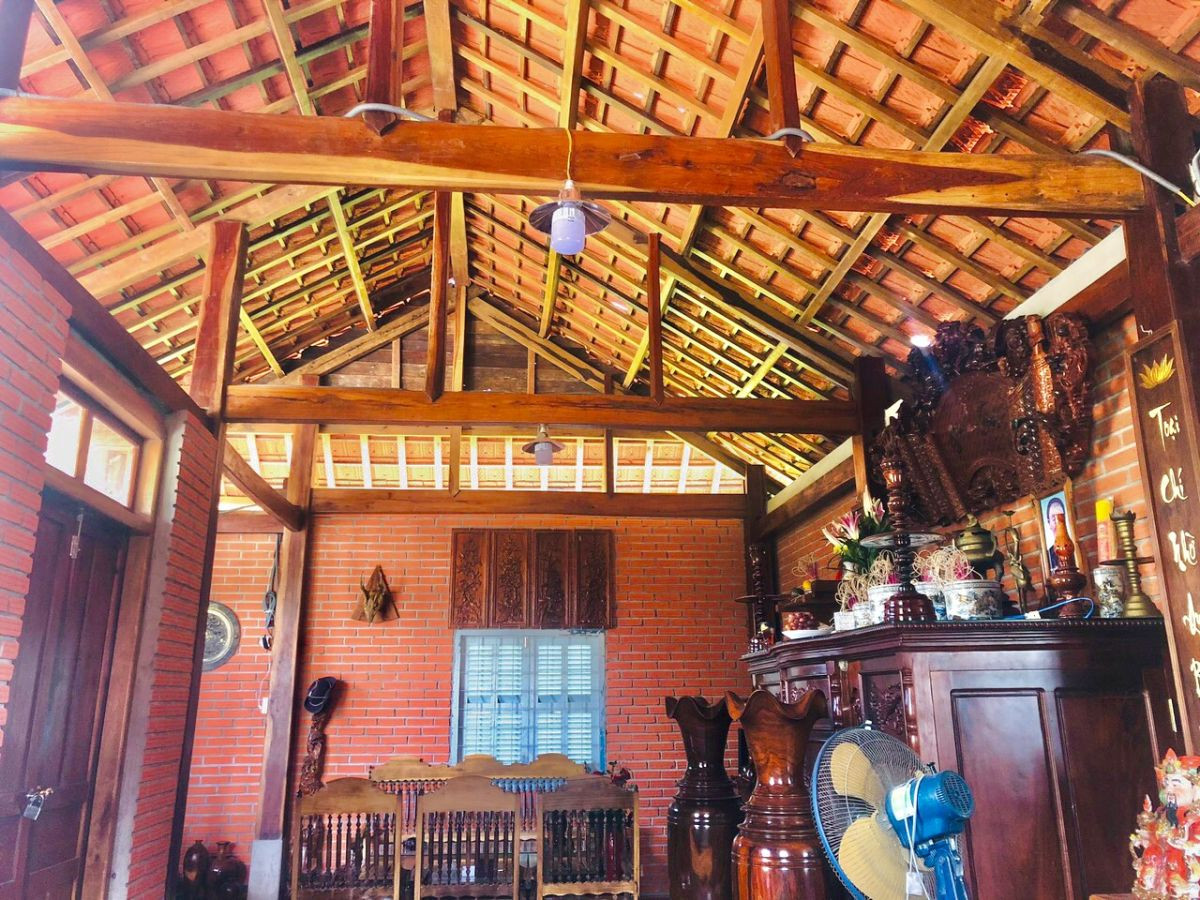 Bán gấp nhà gỗ đường Hồ Văn Huê (khu vực yên tĩnh), Vĩnh Quang, Rạch Giá, Kiên Giang