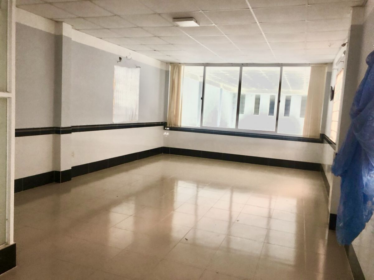 Bán nhà mặt tiền Lâm Quang Ky phường Vĩnh Lạc (đoạn gần Lạc Hồng), Rạch Giá, Kiên Giang