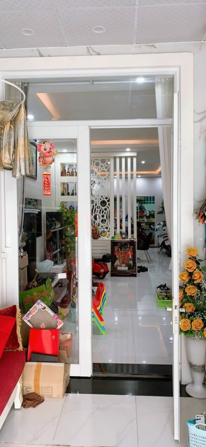 Cần bán gấp nhà 1 trệt 1 lầu đường Trần Bạch Đằng (nhà đẹp), Khu đô thị Phú Cường, Rạch Giá, Kiên Giang