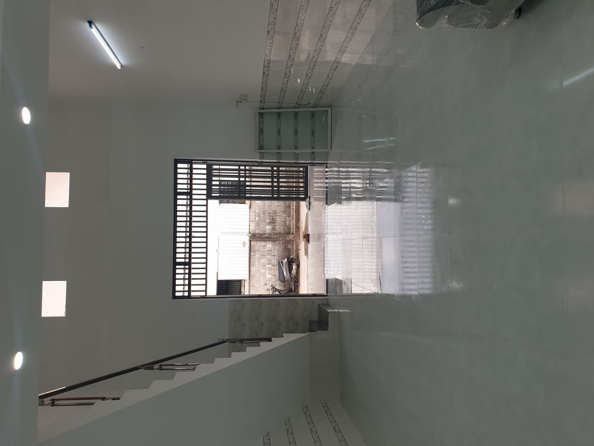 Bán nhà Hồ Văn Huê phường Vĩnh Quang nhà đẹp mới xây, 1 trệt 1 lửng kiên cố