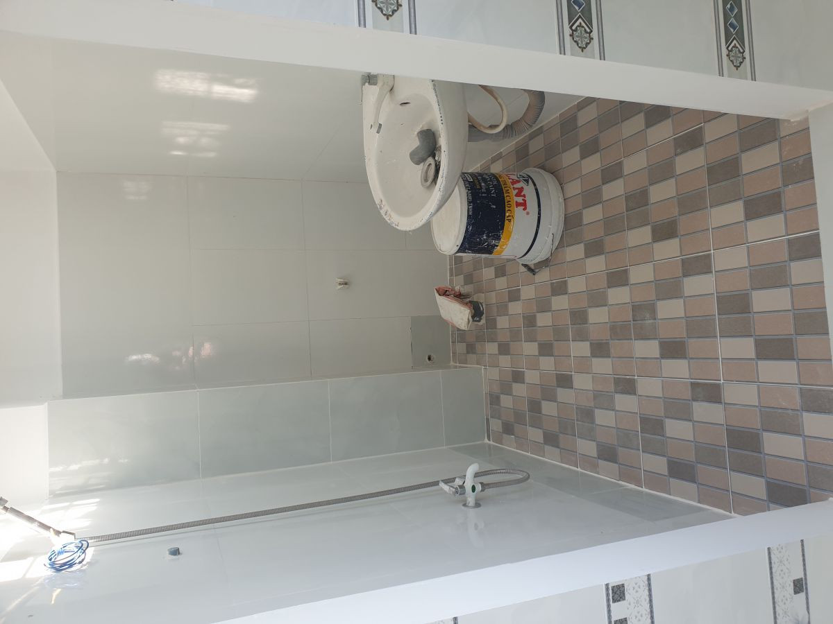 Bán nhà Hồ Văn Huê phường Vĩnh Quang nhà đẹp mới xây, 1 trệt 1 lửng kiên cố