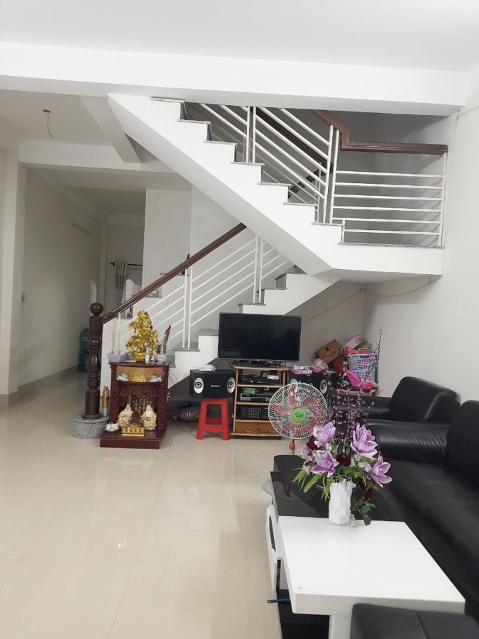 Cần bán gấp nhà hoàn thiện lô 14 (giá giảm mạnh cho người thiện chí) Khu dân cư An Bình, Rạch Giá Kiên Giang (nhà đẹp, khu vực an ninh)