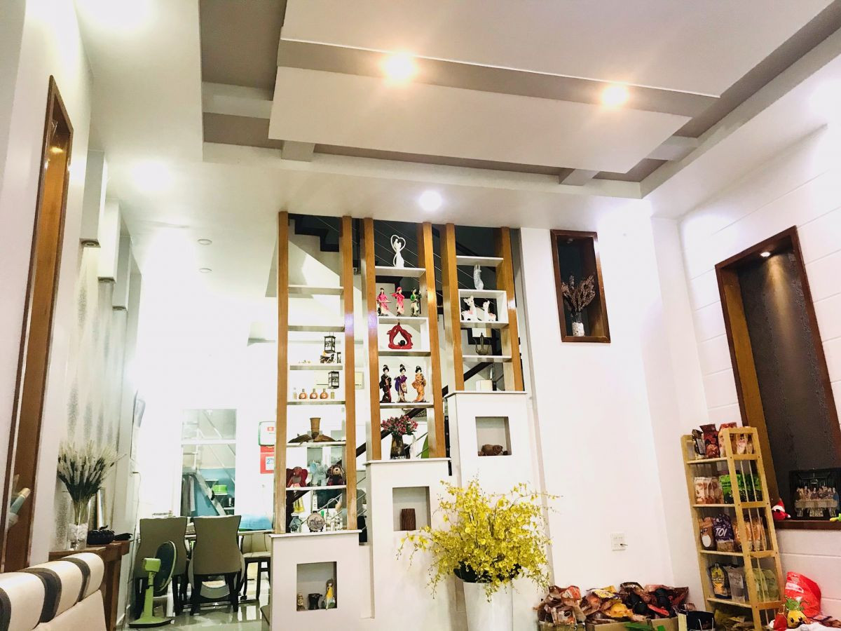 Bán nhà P8 đường Trần Bạch Đằng, An Hoà Rạch Giá Kiên Giang (nhà đẹp, khu vực trung tâm thành phố)
