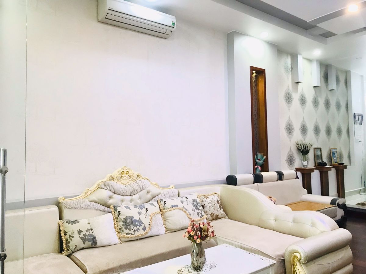 Bán nhà P8 đường Trần Bạch Đằng, An Hoà Rạch Giá Kiên Giang (nhà đẹp, khu vực trung tâm thành phố)