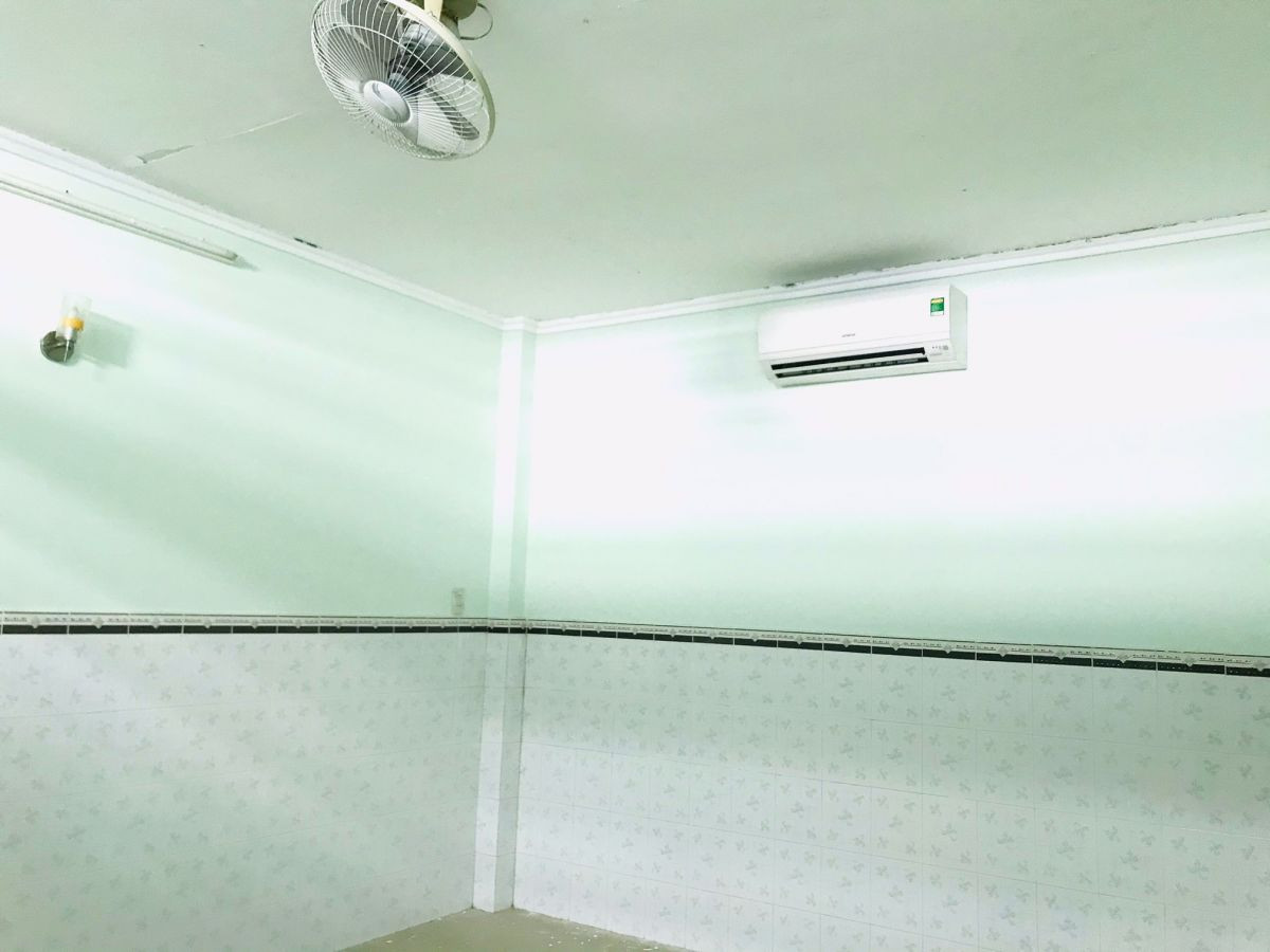 Bán nhà đẹp 1 trệt 2 lầu đường Phạm Hùng, Vĩnh Lạc Rạch Giá Kiên Giang