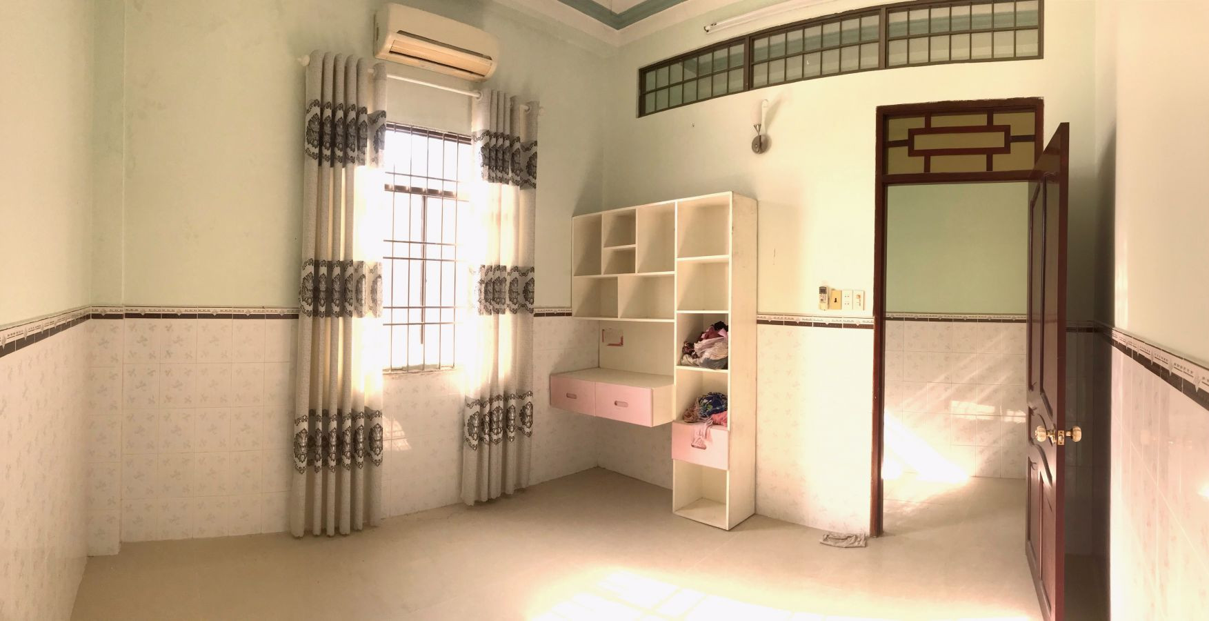 Bán nhà đẹp 1 trệt 2 lầu đường Phạm Hùng, Vĩnh Lạc Rạch Giá Kiên Giang
