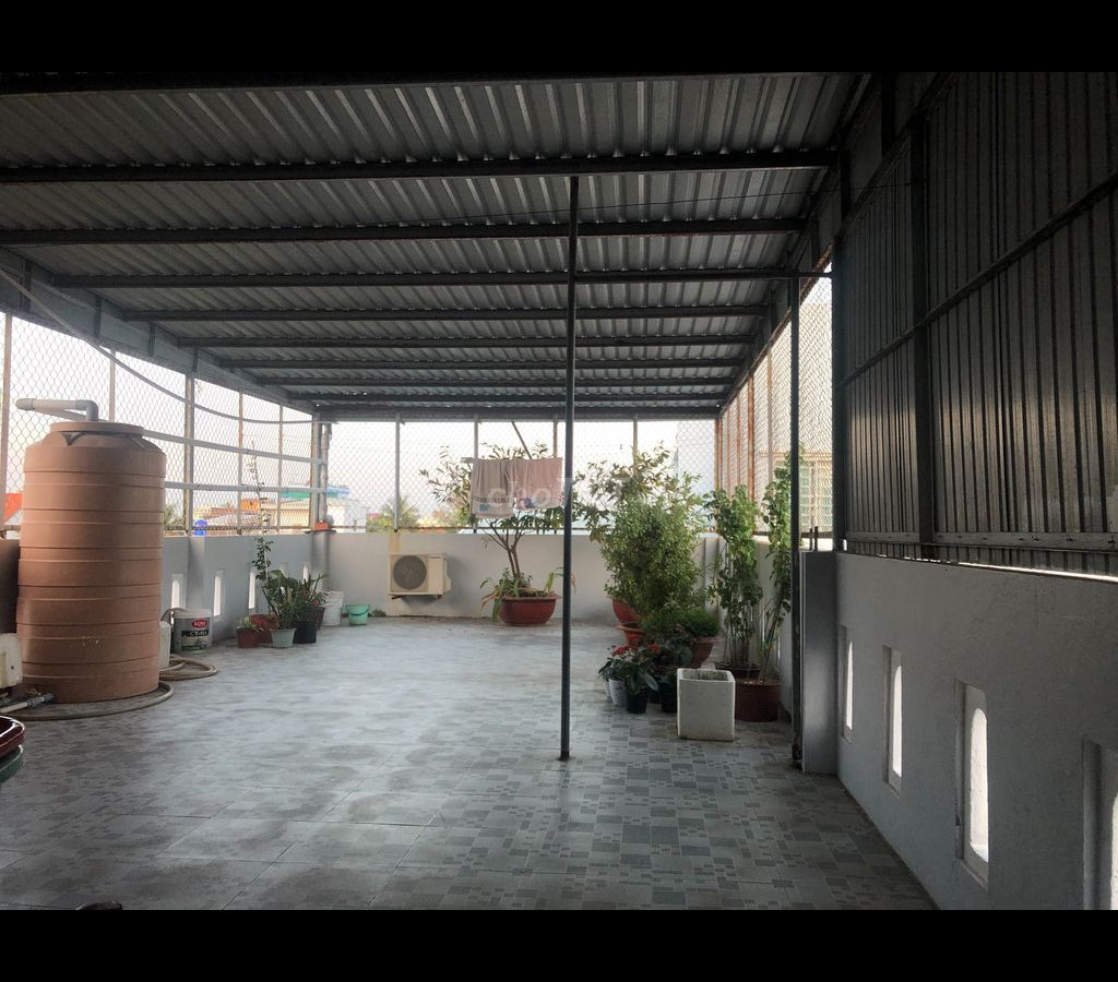 Cần bán nhà mặt tiền Phạm Hùng