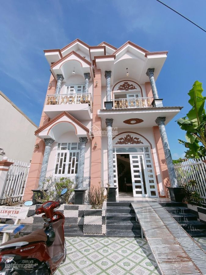 Cần bán biệt thự mặt tiền đường Ngô Thời Nhiệm