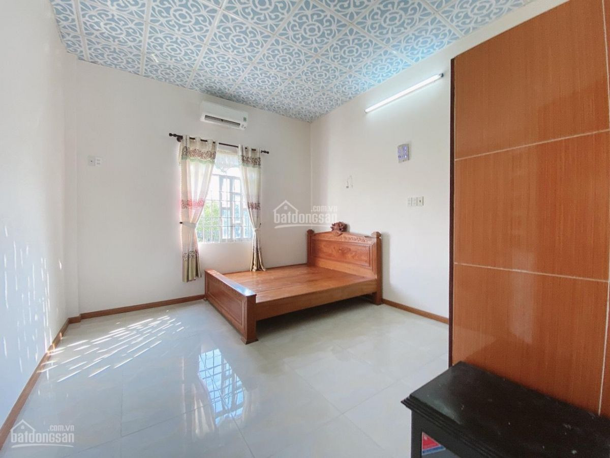 Cần bán biệt thự mặt tiền đường Ngô Thời Nhiệm