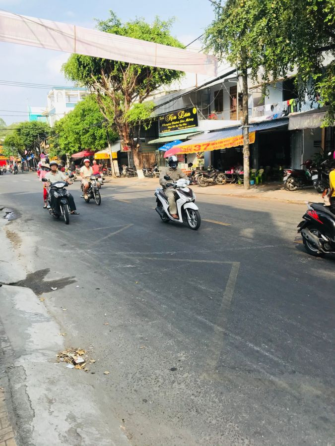 Cần bán nhà mặt tiền Mạc Cửu, Vĩnh Thanh RG KG (gần cây xăng đầu đường Mạc Cửu)  