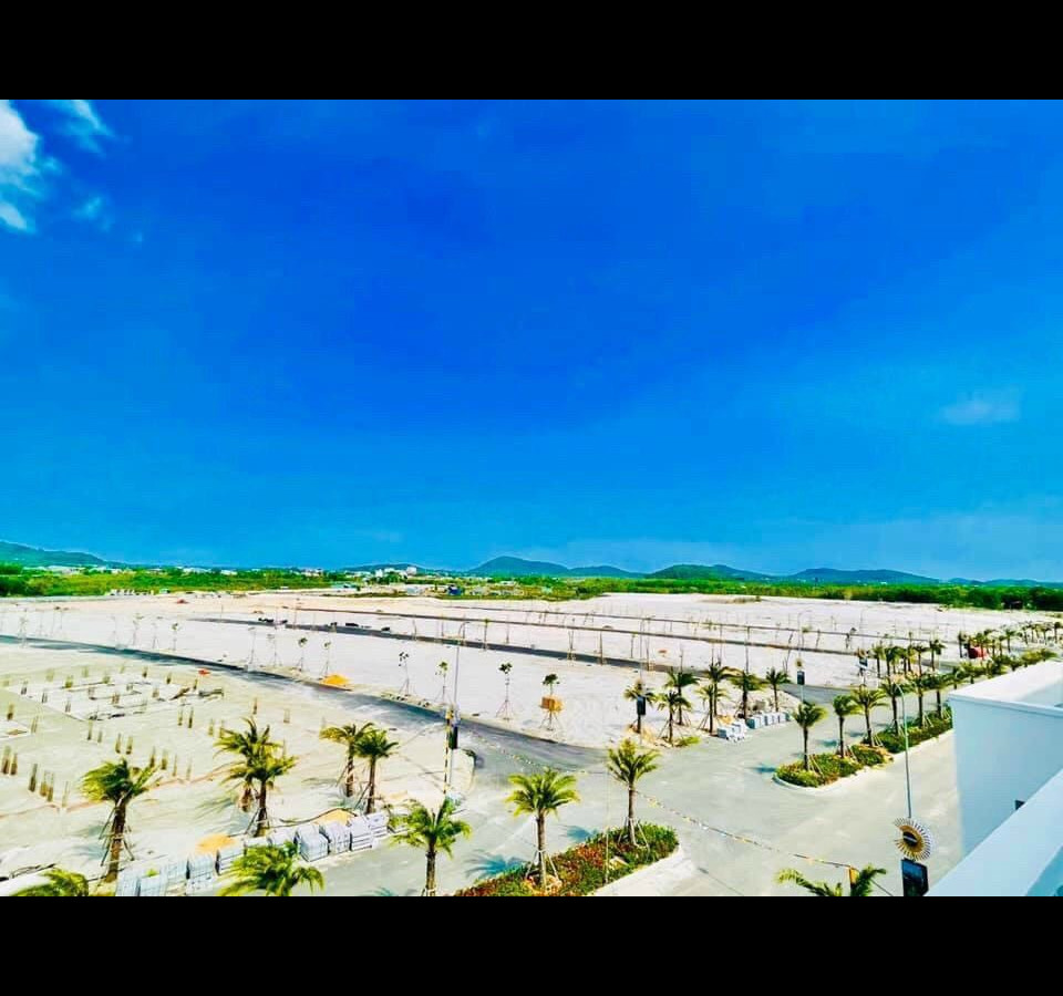 Bán Nhà 6.5x18m 3.5 tấm Meyhomes Capital An Thới, Phú Quốc giá chỉ 6.9 tỷ tl