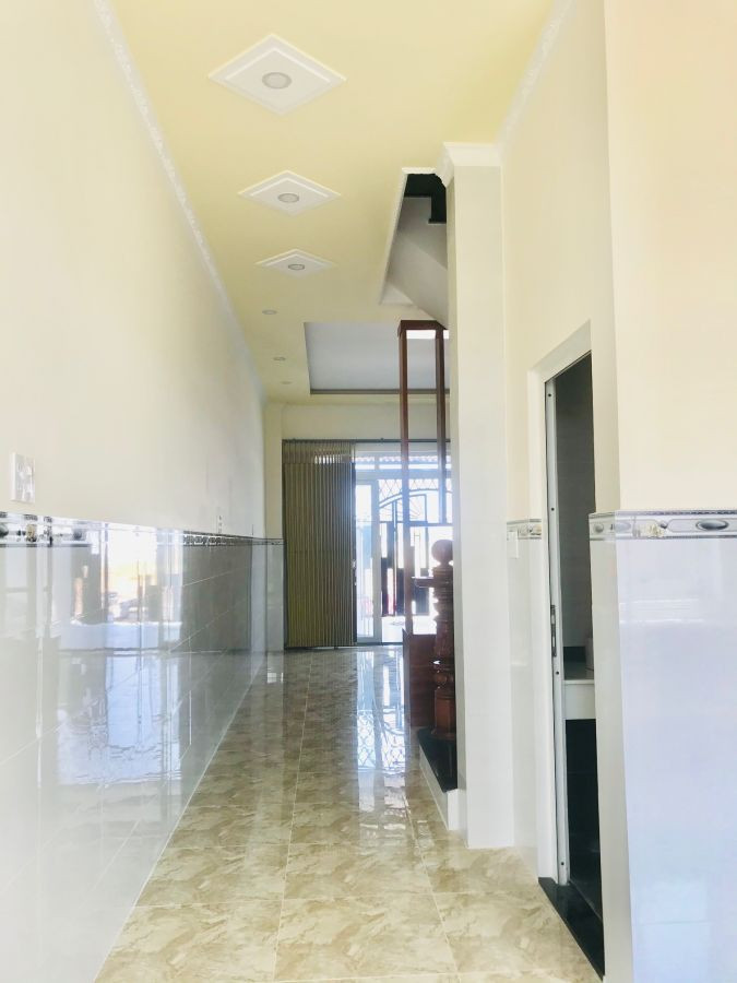 Bán nhà đẹp lô C8 KĐT Tây Bắc (đối diện công viên) đã hoàn thiện 100%