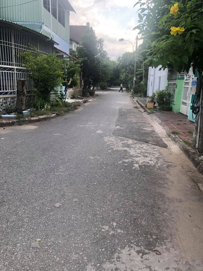 Bán nhà Lô góc: Hẻm 90 Nguyễn Bỉnh Khiêm (Hẻm CBCNV Cty Tư Vấn 1), Rạch Giá, Kiên Giang