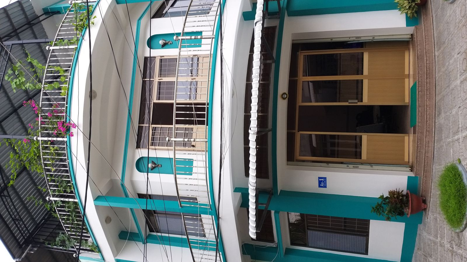 NHÀ 1 TRỆT, 2 LẦU, LÔ GÓC ĐƯỜNG TRẦN BỘI CƠ, CỐNG QUỲNH, TRUNG TÂM PHƯỜNG VĨNH BẢO, RẠCH GIÁ KIÊN GIANG.