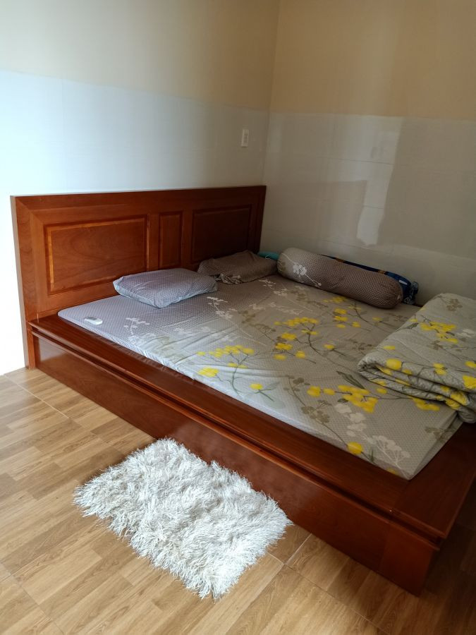 Nhà cao tầng lô h6 căn 11-12 đường Phạm Hùng