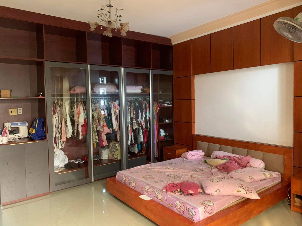 Bán nhà đường 3/2 gần Bến tàu Rạch Giá
