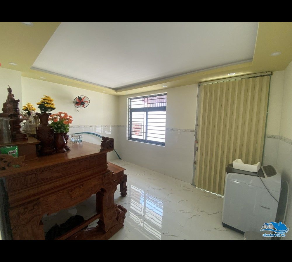 Bán nhà đường 3/2 gần Bến tàu Rạch Giá