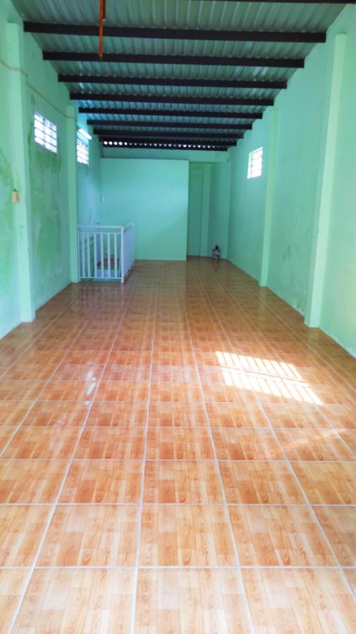 Nhà bến tàu PQ