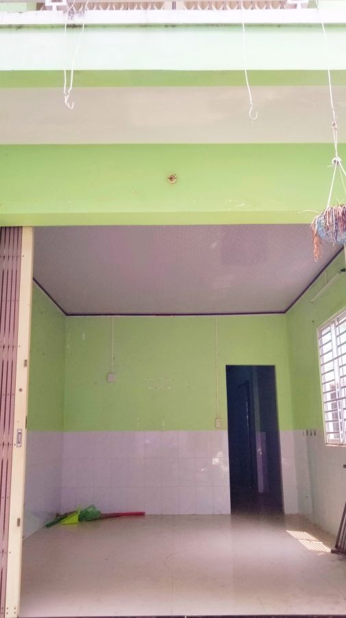 Nhà bến tàu PQ